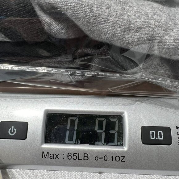 Neiman Marcus Cashmere Cardigan Button Up Sz M Colorblock Gray Pockets Classic - Picture 14 of 14